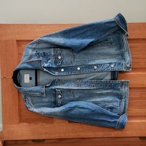 Oversized jean jacket